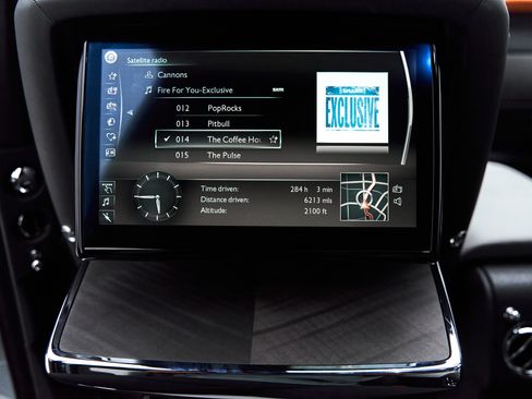 Used 2019 Rolls-Royce Cullinan image 27