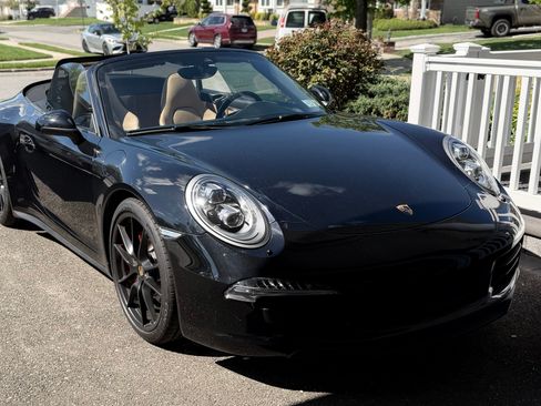 Used 2015 Porsche 911 Carrera 4S AWD/4WD image 24