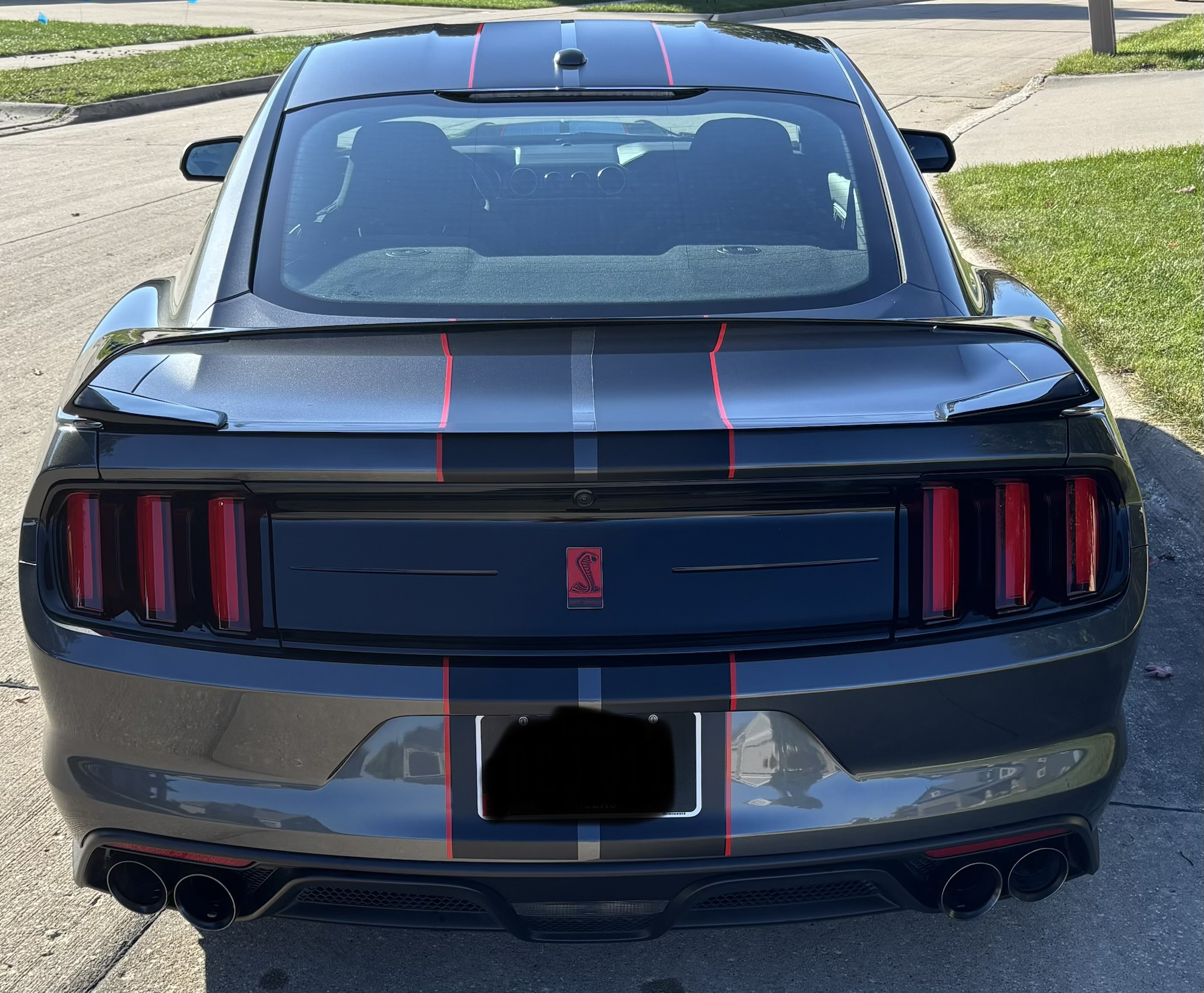 Used 2020 Ford Mustang Shelby GT350R w/ GT350R Equipment Group 920A RWD image 9