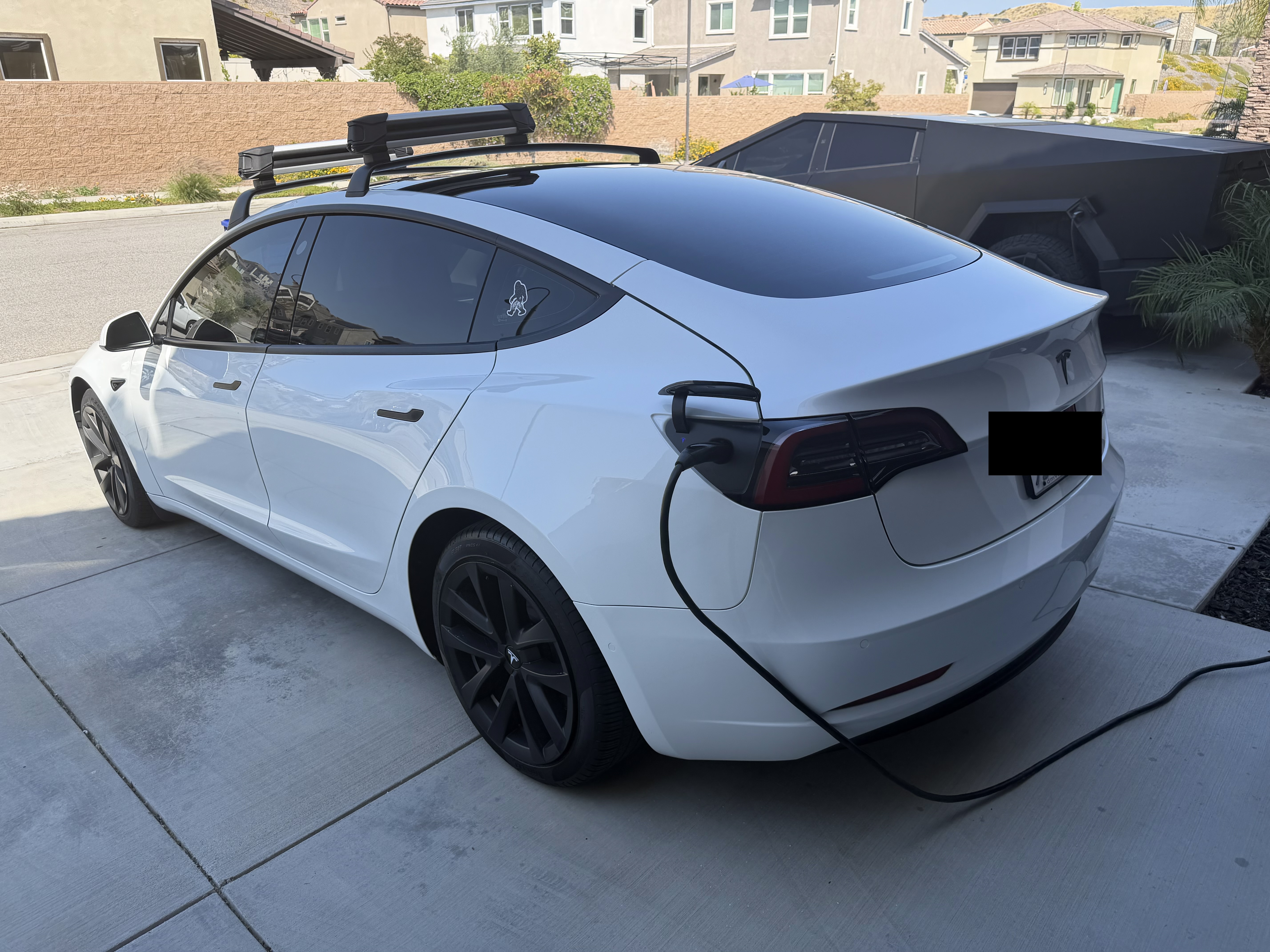 Used 2022 Tesla Model 3 Long Range AWD/4WD image 5
