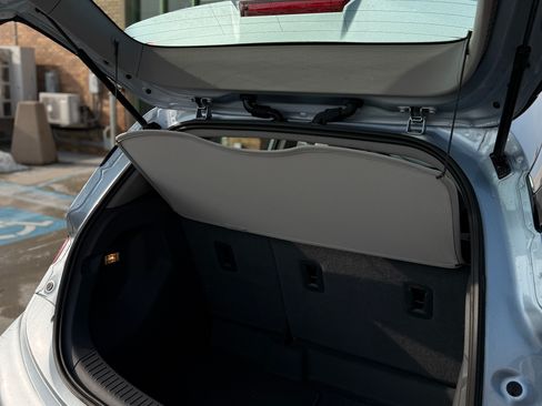 Used 2018 Chevrolet Bolt LT image 8