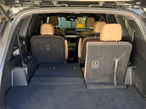 Used 2020 Kia Telluride SX w/ SX Prestige Package image 10