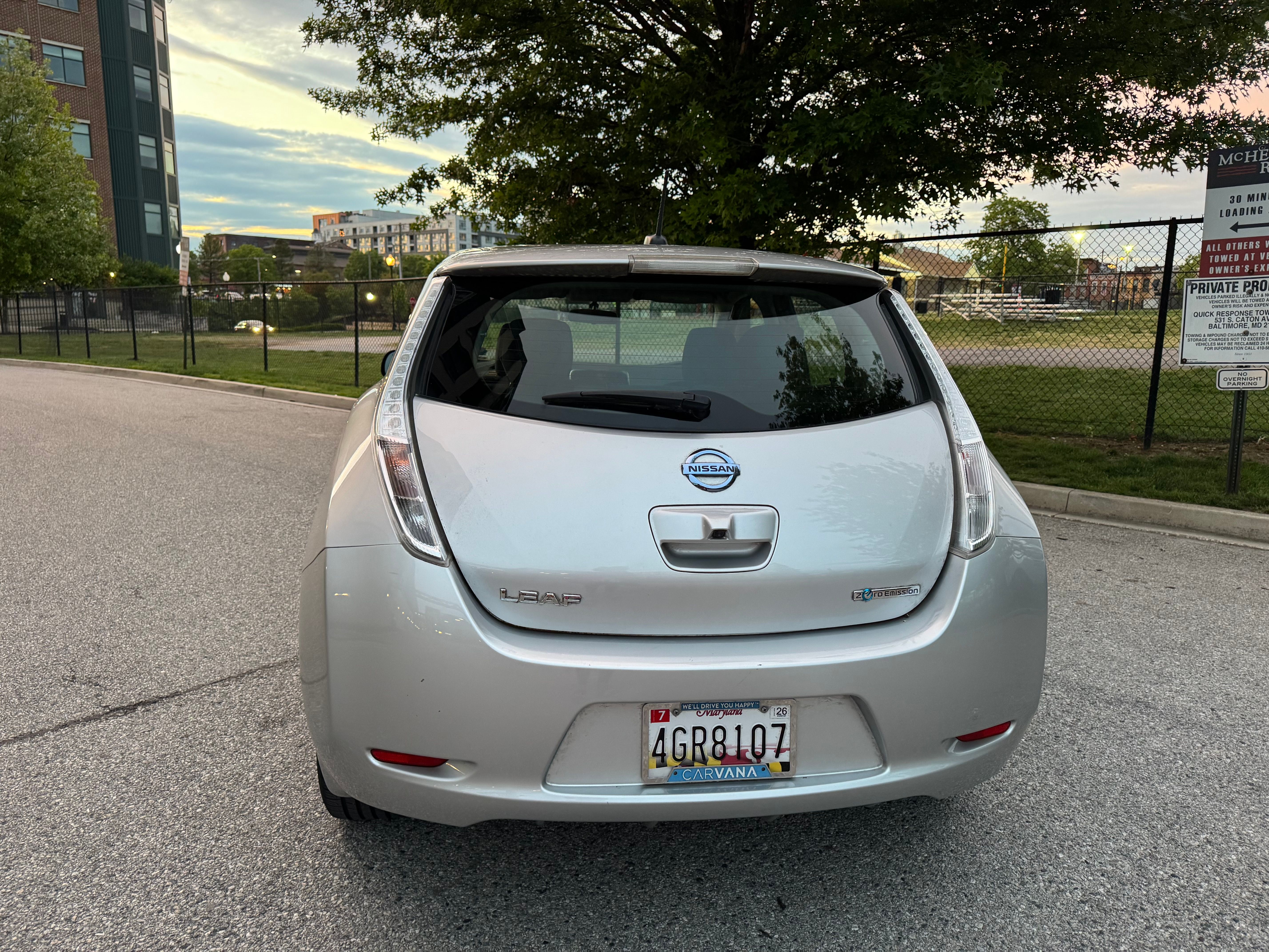 Used 2017 Nissan Leaf SV FWD image 10
