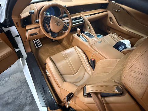 Used 2021 Lexus LC 500 Convertible w/ Touring Package RWD image 10