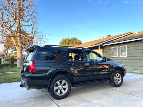 Used 2006 Toyota 4Runner Limited image 8