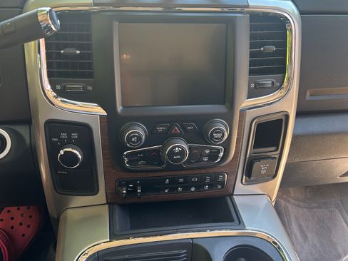 Used 2017 RAM 2500 Laramie AWD/4WD image 8