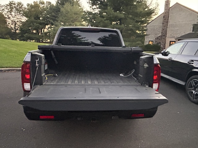 Used 2017 Honda Ridgeline RTL image 6