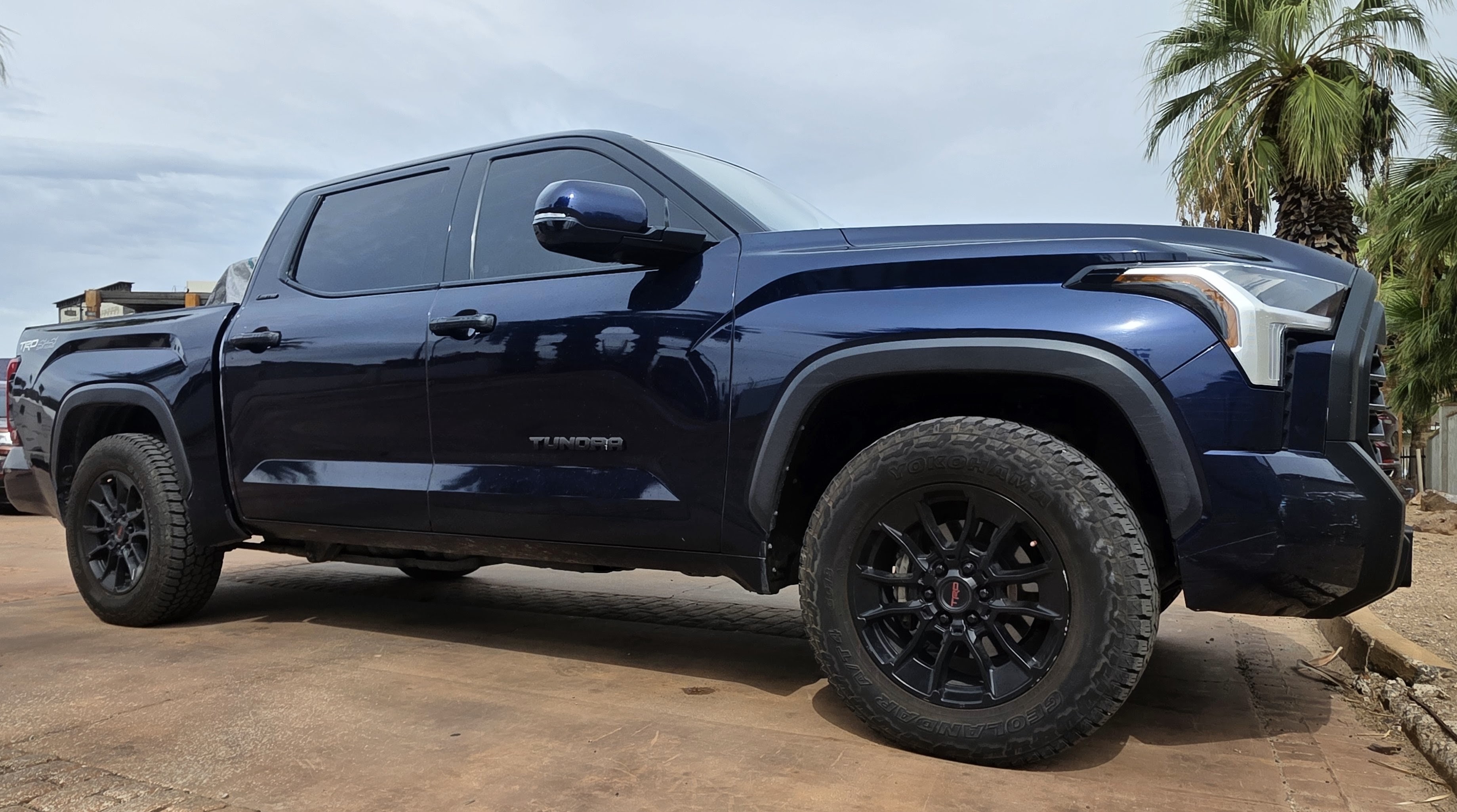 Used 2022 Toyota Tundra Limited w/ TRD Off-Road Package AWD/4WD image 5