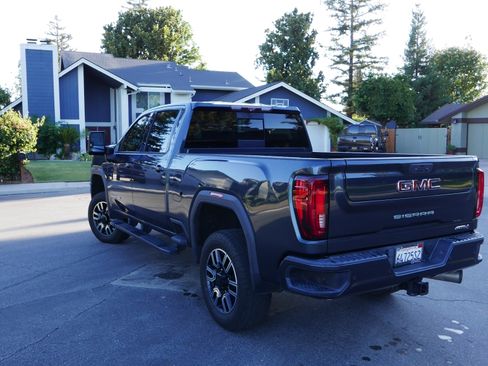 Used 2020 GMC Sierra 2500 AT4 w/ AT4 Premium Package AWD/4WD image 6