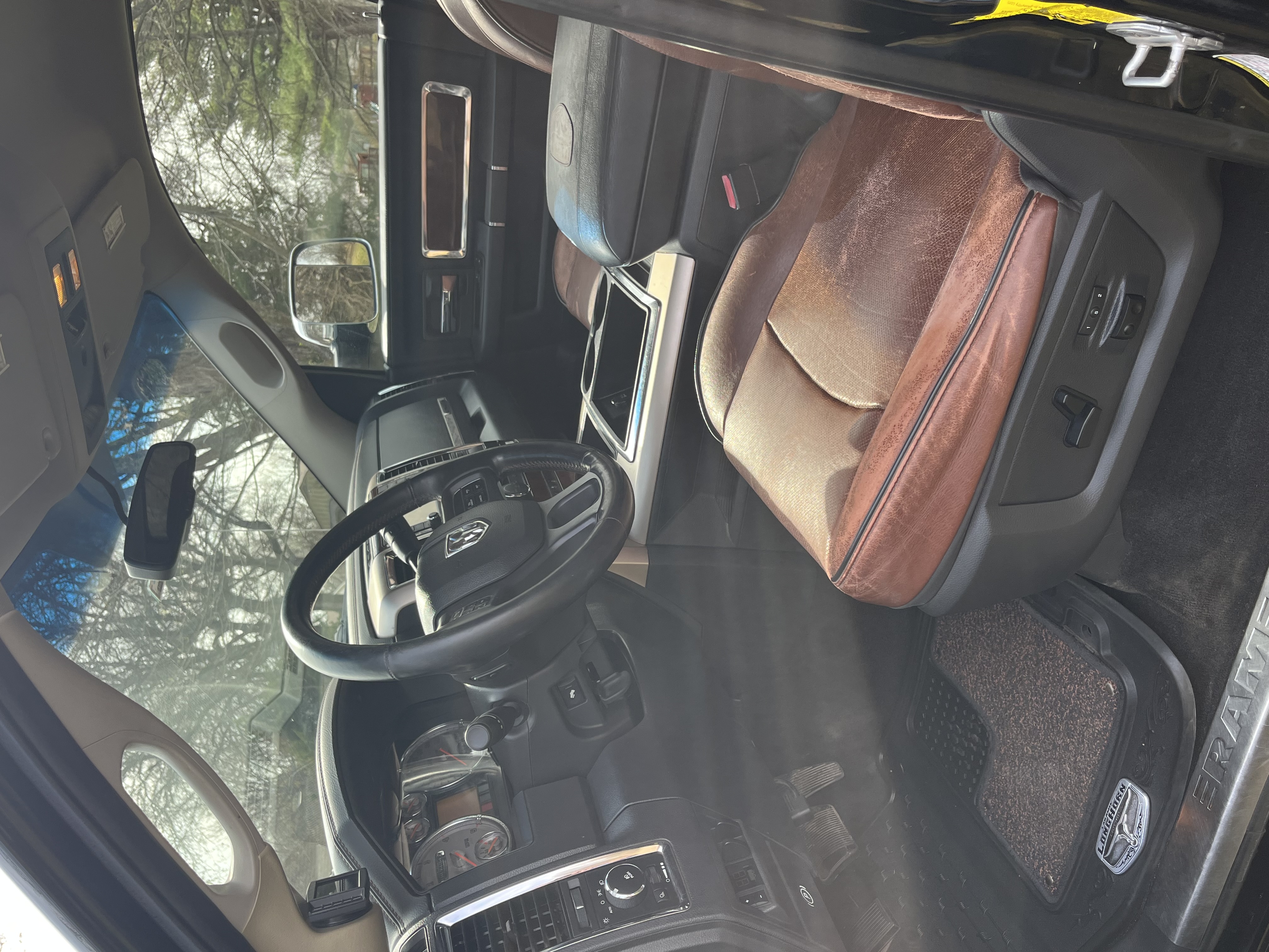 Used 2012 RAM 2500 Longhorn w/ Protection Group AWD/4WD image 13