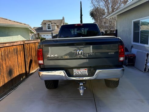 Used 2016 RAM 3500 SLT image 8