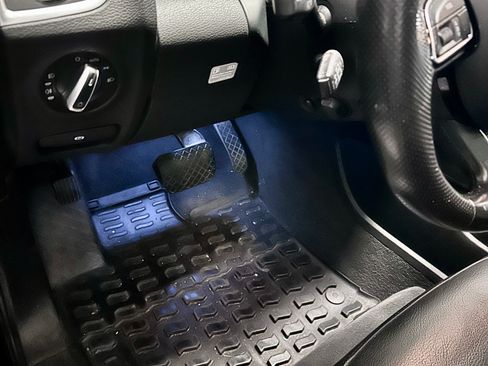 Used 2015 Audi Q7 TDI Prestige image 14