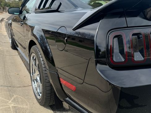 Used 2007 Ford Mustang GT Premium image 2