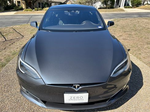 Used 2016 Tesla Model S P90D image 12
