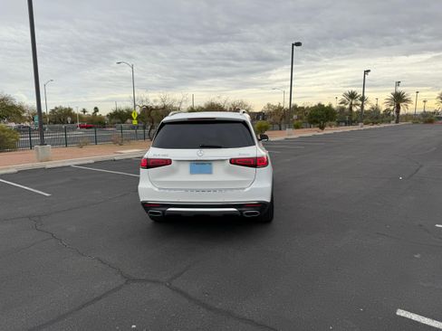 Used 2020 Mercedes-Benz GLS 450 4MATIC image 5