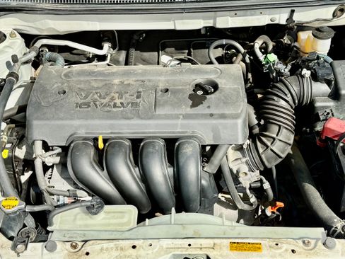 Used 2005 Toyota Corolla CE image 9