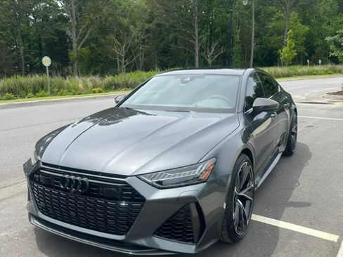 Used 2023 Audi RS 7 Sportback AWD/4WD image 2