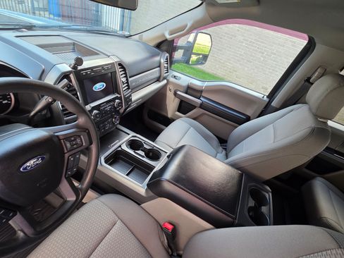 Used 2020 Ford F350 XLT w/ XLT Premium Package image 17