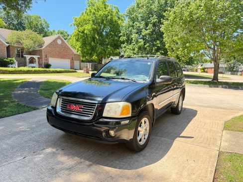 Used 2007 GMC Envoy SLT RWD image 2