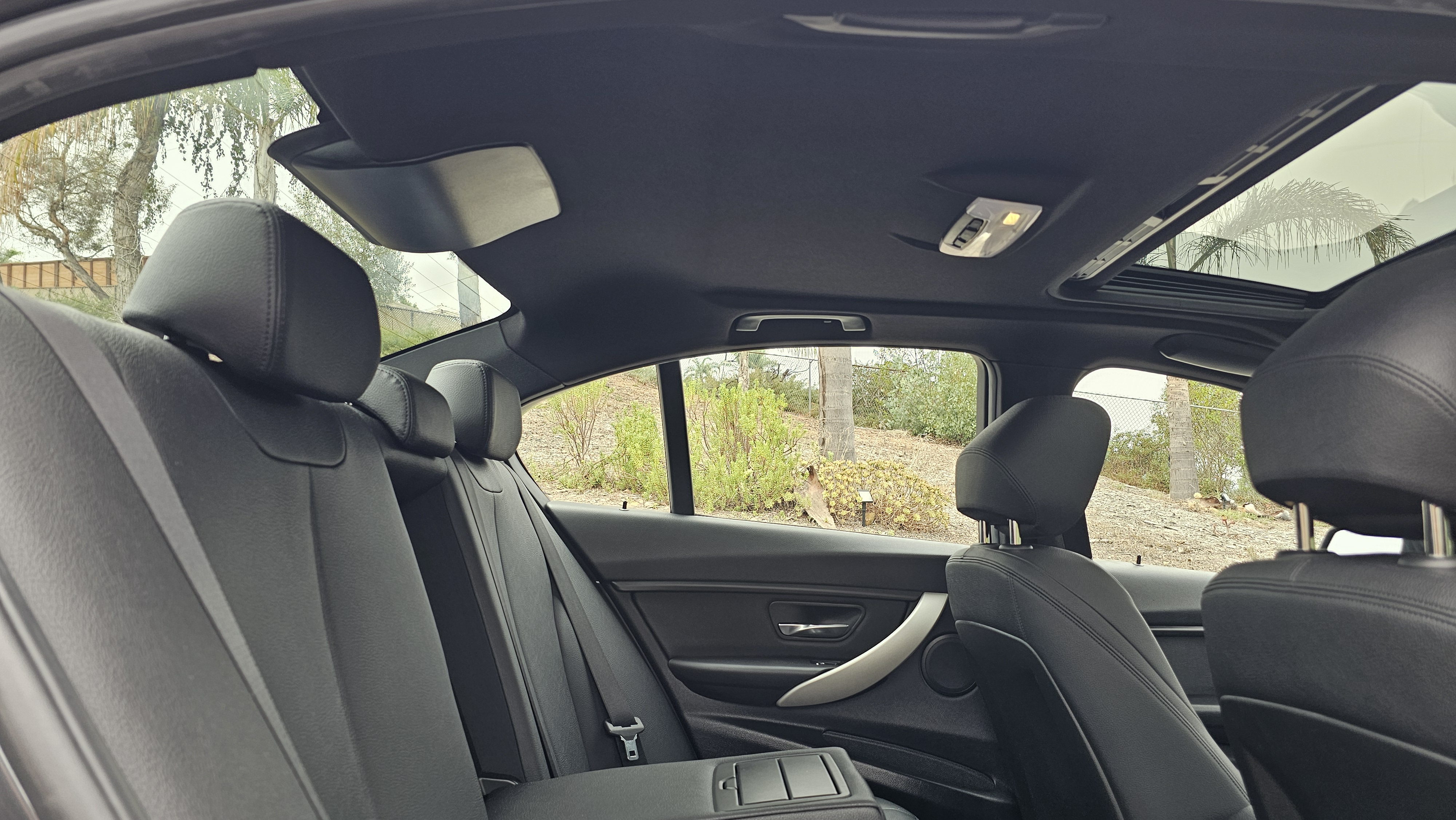 Used 2016 BMW 320i Sedan RWD image 31