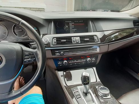 Used 2014 BMW 528i Sedan image 11