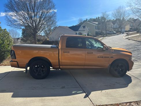 Used 2012 RAM 1500 Sport w/ Sport Premium Group image 11