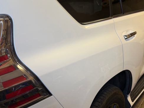 Used 2022 Lexus GX 460 Premium w/ Premium Package image 12