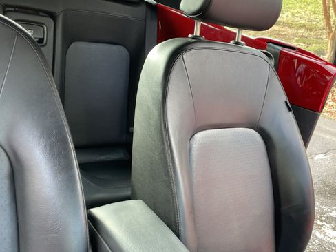 Used 2007 Volkswagen Beetle Convertible w/ Package 1 image 16