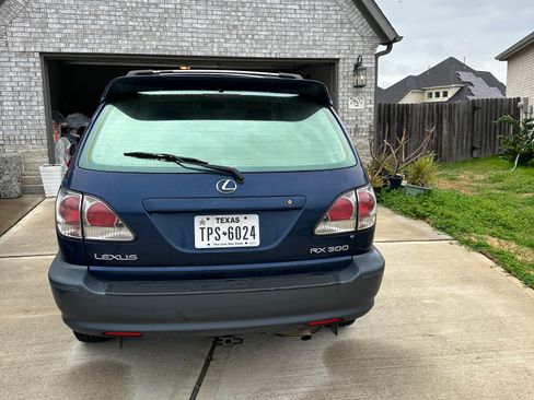Used 2001 Lexus RX 300 image 2