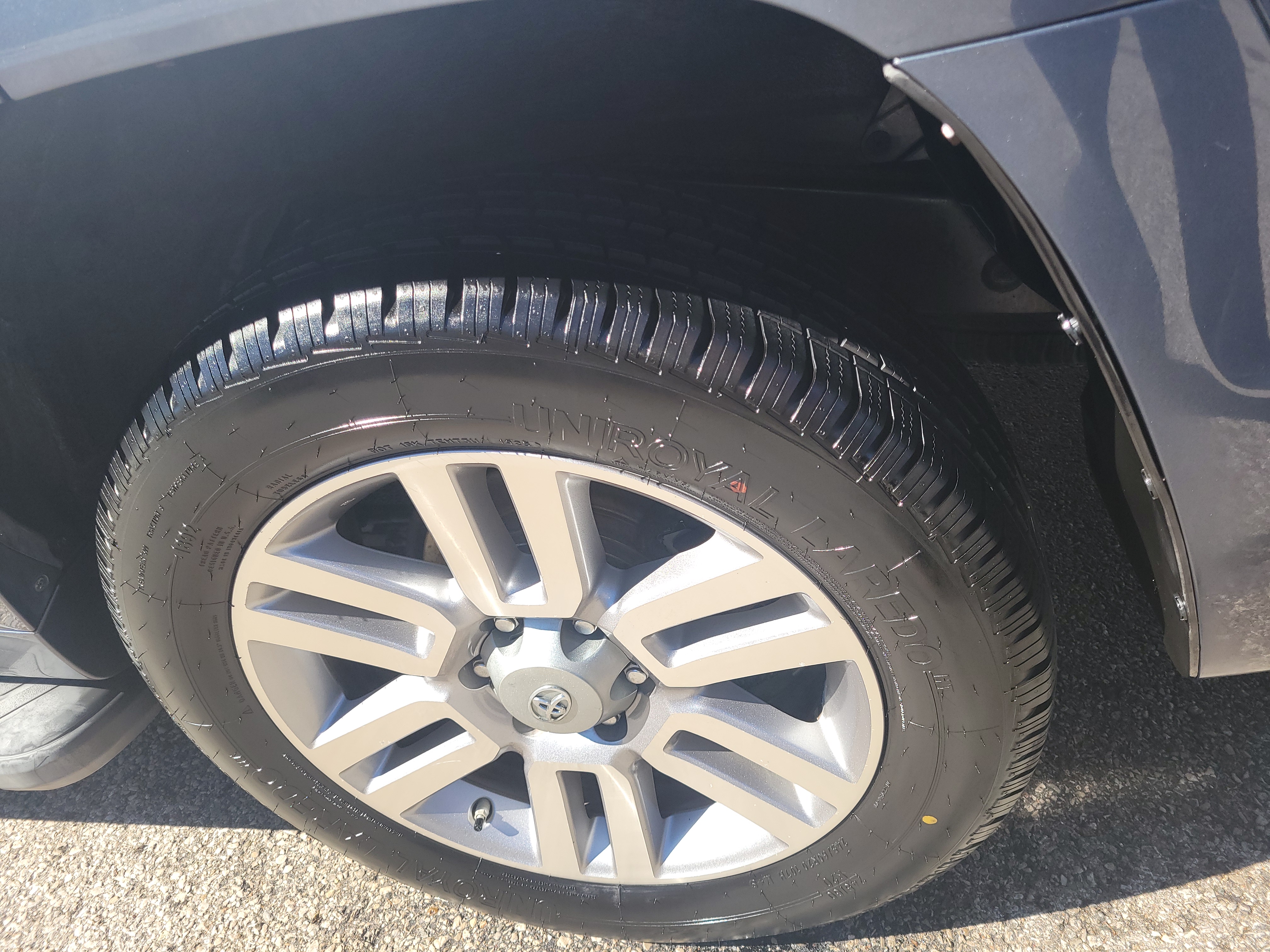 Used 2010 Toyota 4Runner Limited AWD/4WD image 8