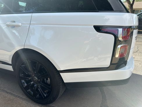 Used 2020 Land Rover Range Rover HSE image 4