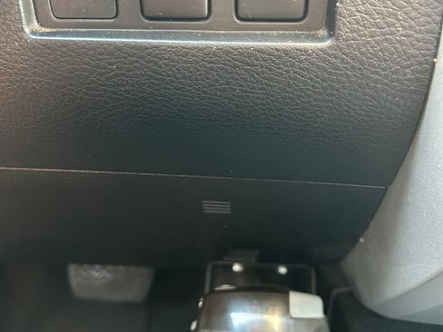 Used 2014 Toyota Tundra SR5 w/ SR5 Upgrade Package RWD image 23
