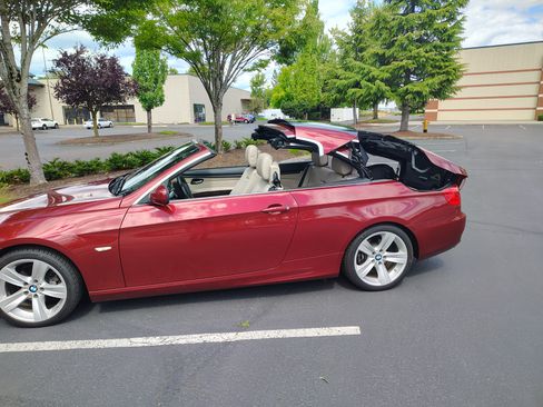 Used 2013 BMW 328i Convertible RWD image 9