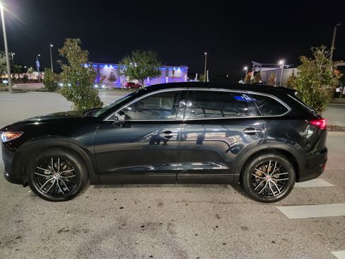 Used 2017 MAZDA CX-9 Touring image 6