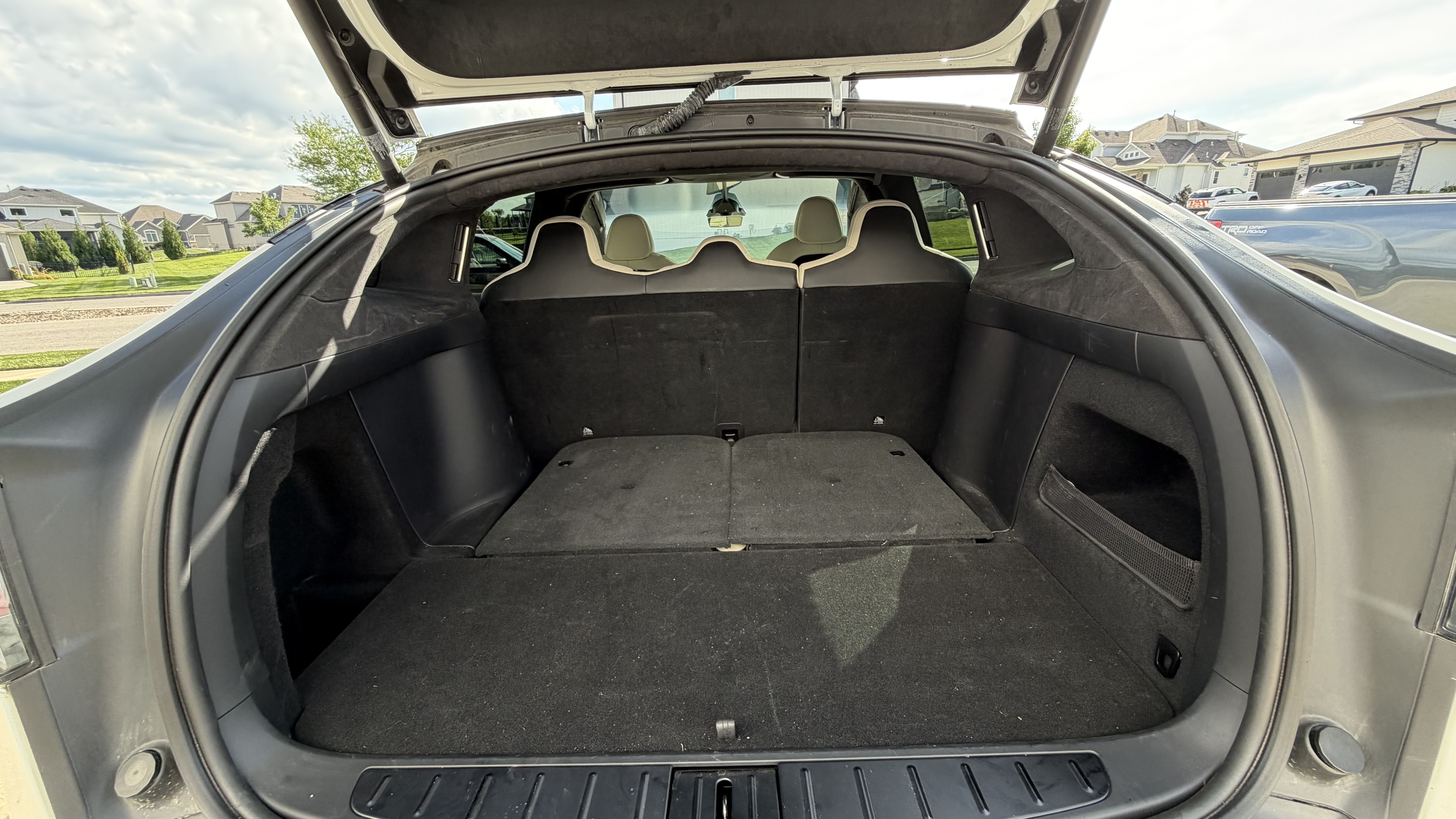 Used 2022 Tesla Model X AWD/4WD image 19