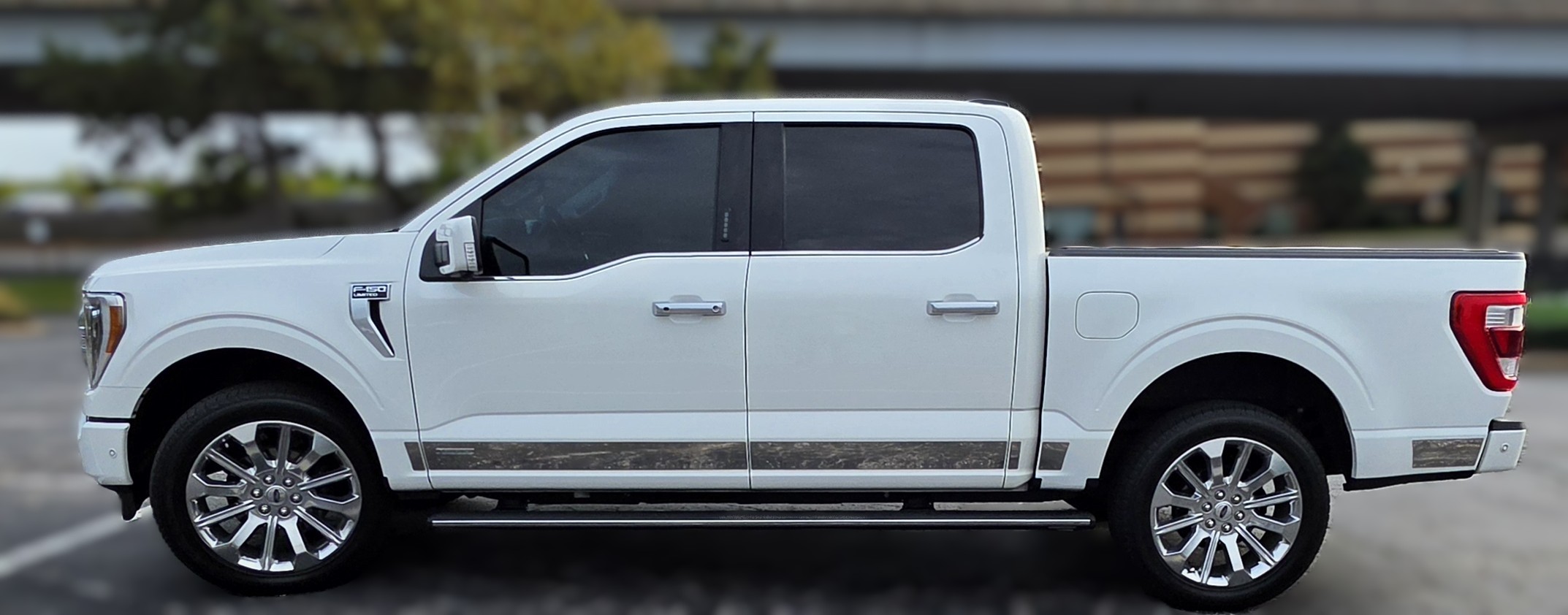 Used 2023 Ford F150 Limited AWD/4WD image 10