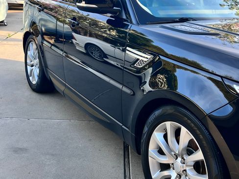 Used 2015 Land Rover Range Rover Sport HSE image 2