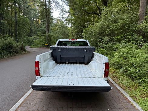 Used 2012 Chevrolet Silverado 1500 W/T AWD/4WD image 9