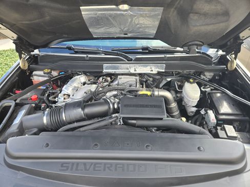 Used 2018 Chevrolet Silverado 2500 LTZ w/ Duramax Plus Package image 14