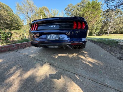 Used 2018 Ford Mustang GT Premium image 9