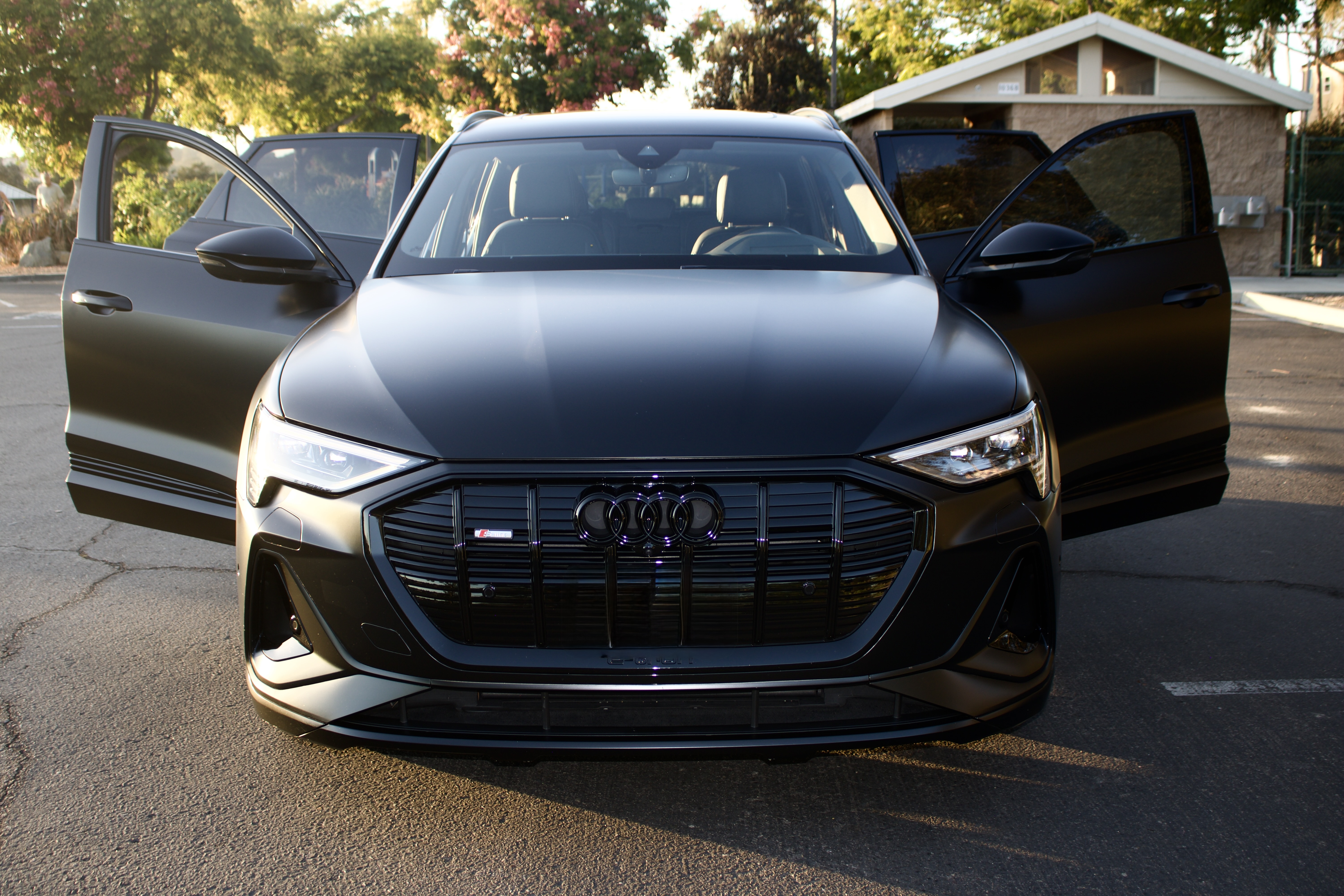 Used 2023 Audi e-tron Chronos AWD/4WD image 1