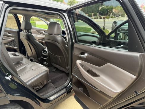 Used 2019 Hyundai Santa Fe FWD image 24