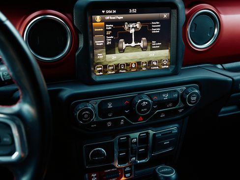 Used 2021 Jeep Gladiator Rubicon image 9