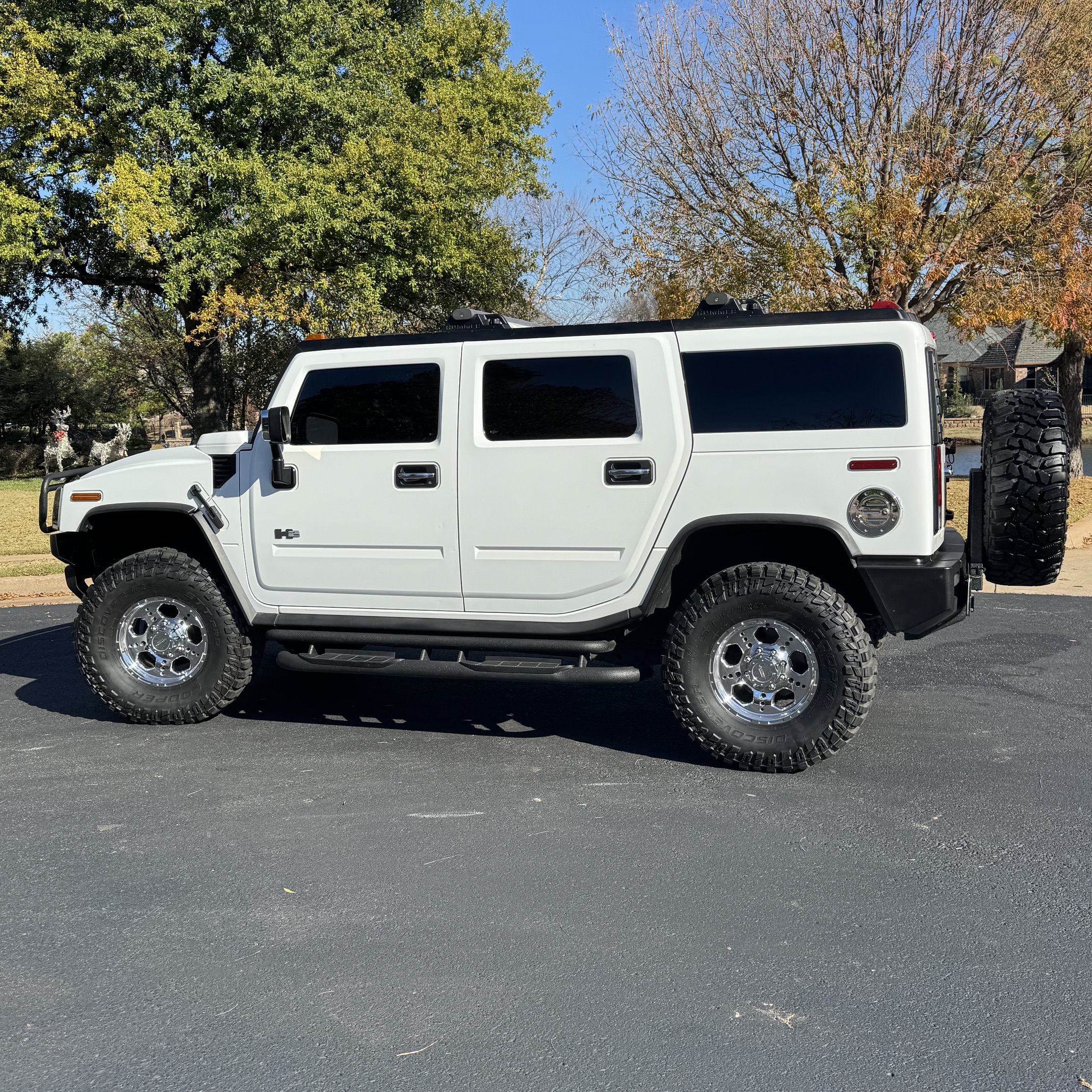 Used 2005 HUMMER H2 w/ Preferred Equipment Group AWD/4WD image 1