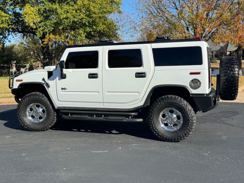Used 2005 HUMMER H2 w/ Preferred Equipment Group AWD/4WD image 1