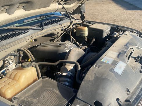 Used 2002 Chevrolet Silverado 2500 LS RWD image 10