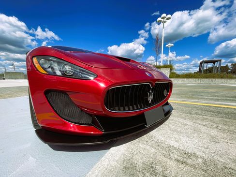 Used 2015 Maserati GranTurismo MC Centennial RWD image 12