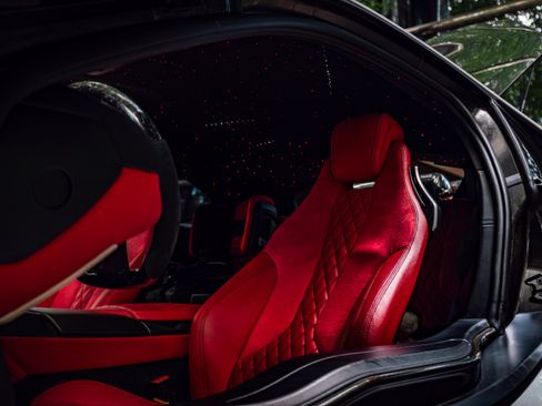 Used 2019 BMW i8 Coupe image 4