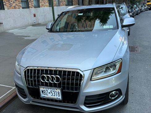 Used 2016 Audi Q5 2.0T Premium Plus w/ Technology Package AWD/4WD image 6