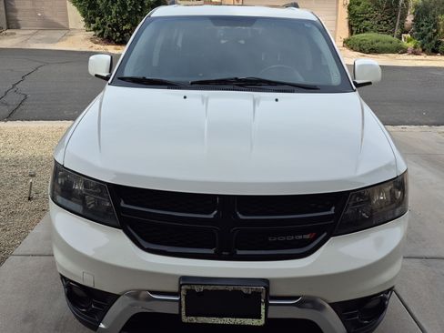 Used 2017 Dodge Journey Crossroad image 2